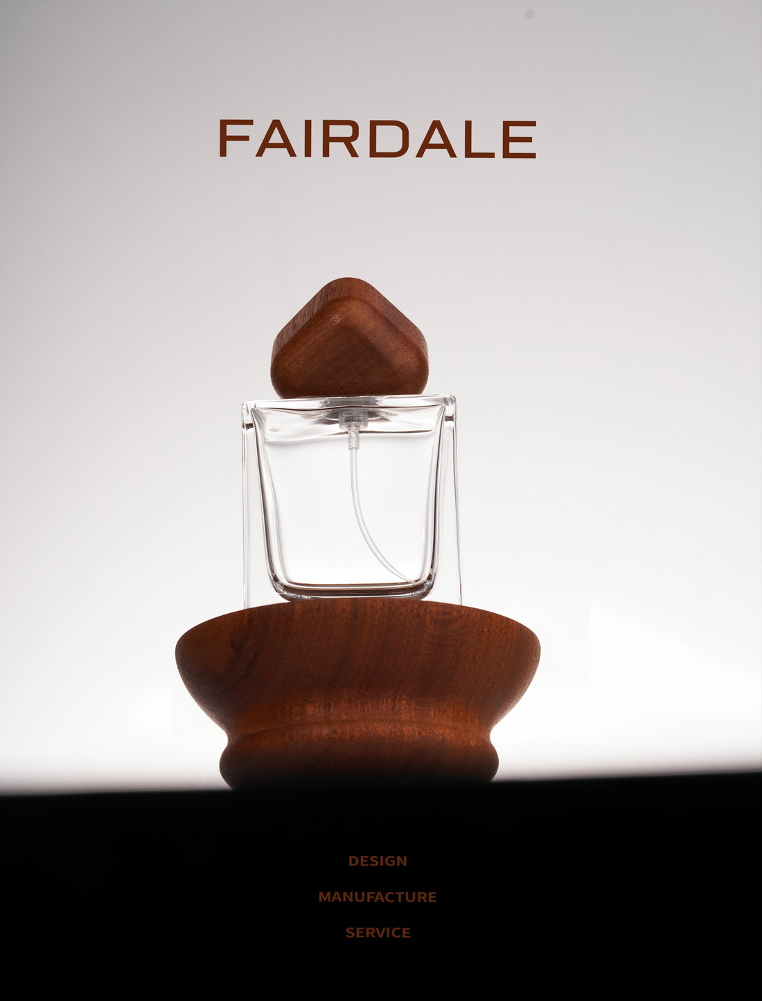 Woody perfume packs
